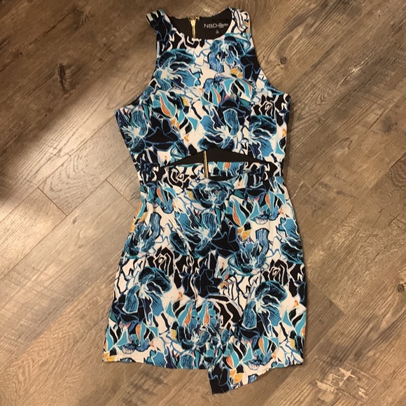 Floral Revolve NBD the Naven Twins cut out dress Small - Picture 3 of 9